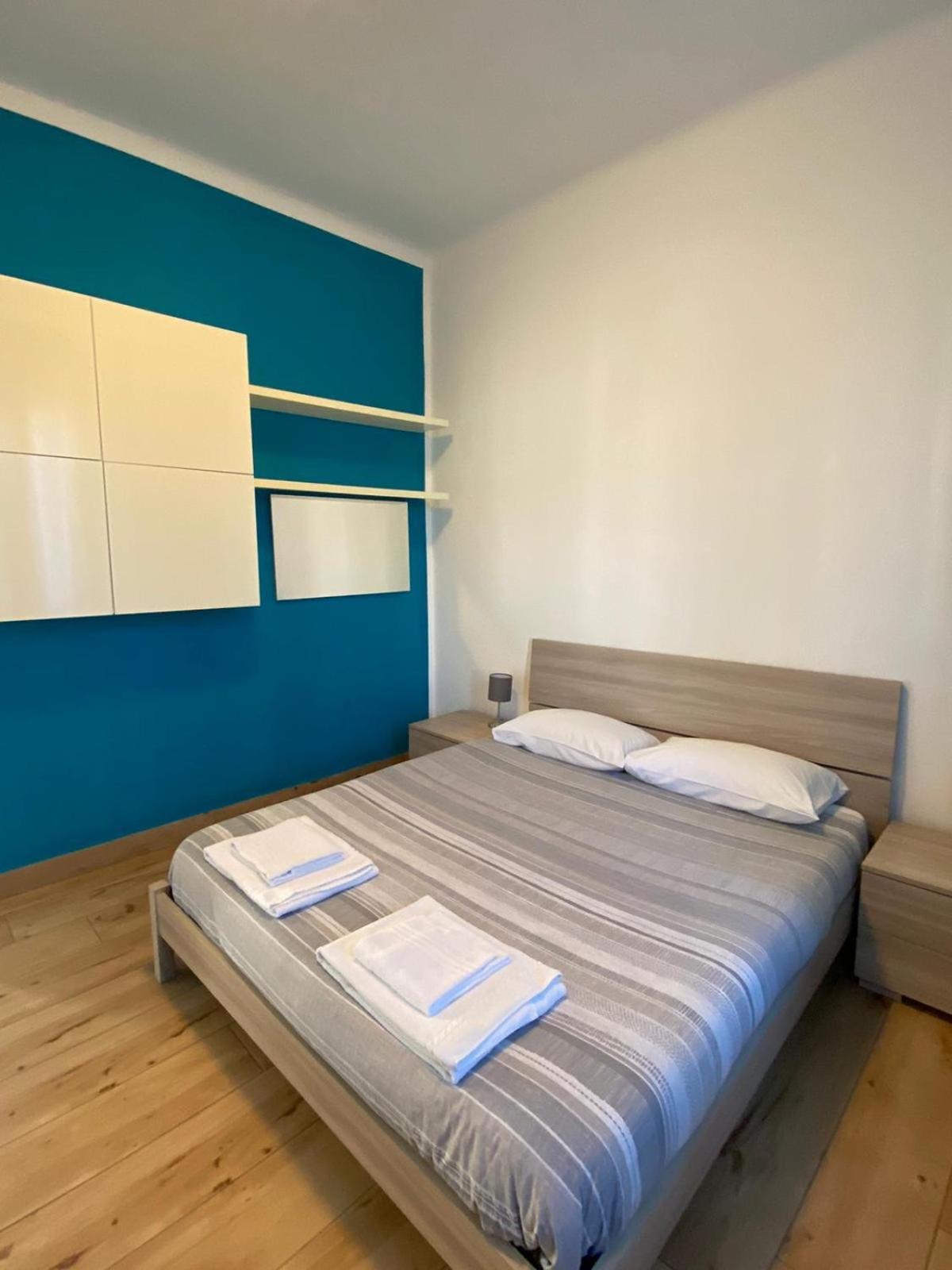 Domus Vicina Al Centro Storico Apartment Pavia Exterior photo